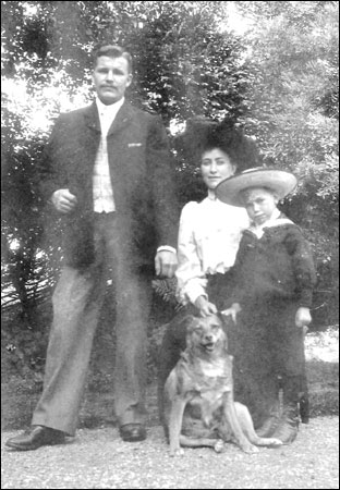 Charles Thomas, Rose and Charles Edward Algar