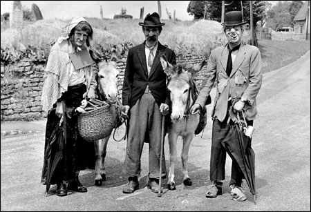 Joe Gobbey - Old Mother Gamp, Paddy Mullins & Clifford Markham - two hobos with their donkey
