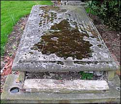 Gravestone of William & Robert Bull