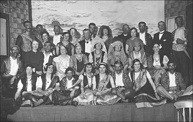 Castlethorpe Choral Society c.1937