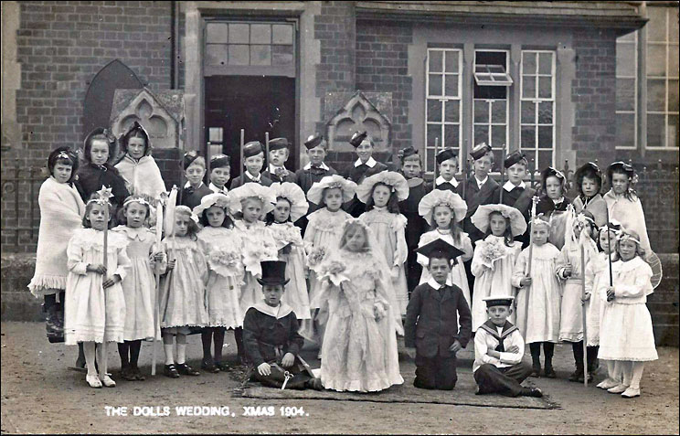 Dolls Wedding Xmas 1904