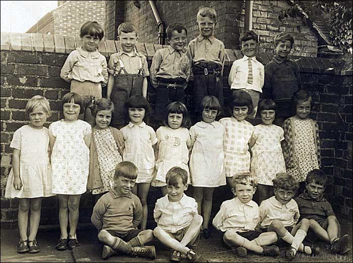 School class photo c.1931