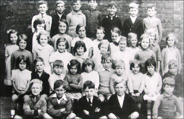 Castlethorpe School photograph c.1937