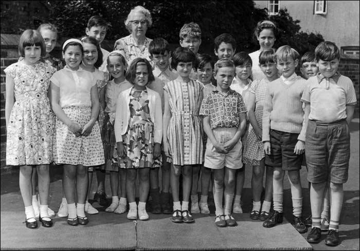 Castlethorpe School photograph 1964