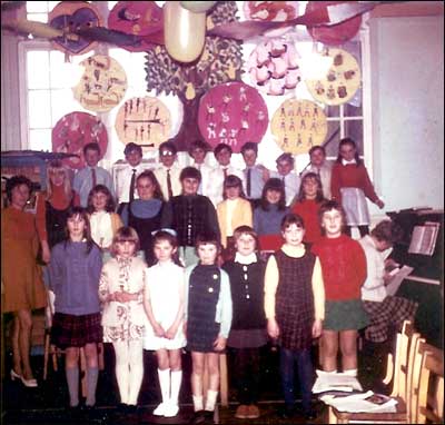 Castlethorpe School Christmas Concert 1970