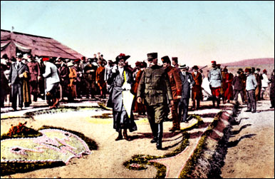 Salonika - A sumptuous reception offered to General Sarrail by African Chasseurs