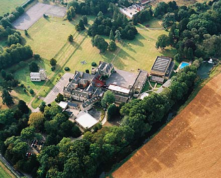 Aerial view of Thornton College from the north