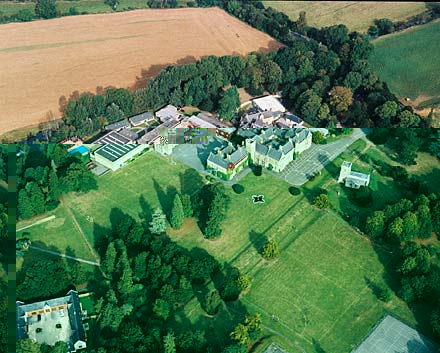 Aerial view of Thornton College from the south