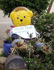 Scarecrow in Gun Lane 2005
