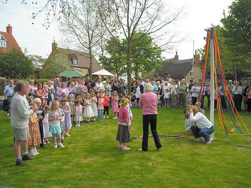 Dancing around the Maypole - 5 May 2008 Dancing around the Maypole - 5 May 2008