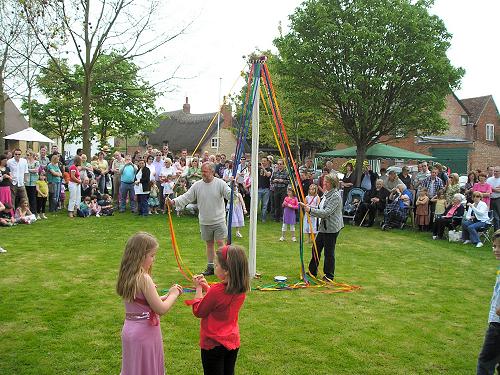 Dancing around the Maypole - 5 May 2008 Dancing around the Maypole - 5 May 2008