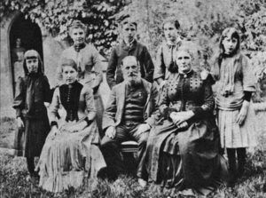 Victorian family snap