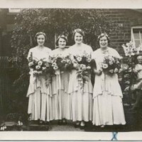 Laura’s sister Clara (on right) Laura’s sister Clara (on right)