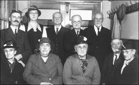 Back row left to right: Alfred Richardson (Station Rd.), Minnie Rainbow (Rose Cottage School Lane), Mr. Mills (New Rd.), Mr. Coleman (Wolverton), John Olney (New Rd.) Front row: Dorothy Cowley, Elizabeth Gobbey, (Ginny?) Cowley (was Rainbow of Station Rd.), Mr.Sprittles (Bullington End Rd.), unknown lady