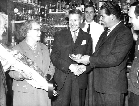 Fred Keeves, Mrs. Minnie Cowley, Arthur Cowley. Mick Paris, Bert Tapp, Henry Owen