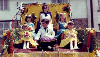 Wendyxs attendants were Angela King, Angela Belton, Diane West, and Rowena Parrish, with Martin Ray as crown bearer