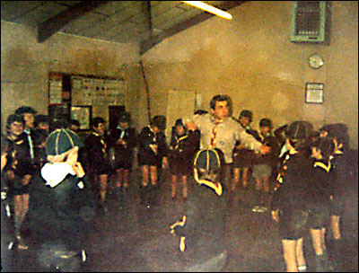 1st Hanslope Cub Scouts entertaining their visitors from Roade Cub Scouts