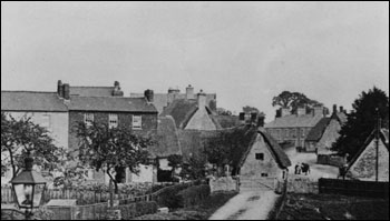 View of South St and along by the Carrington Arms before the Fire of 1905