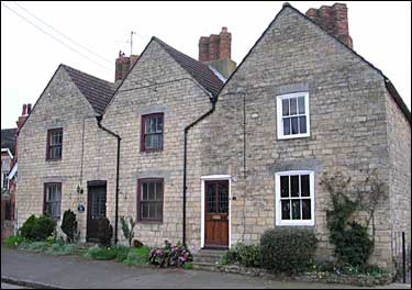In the 1920 Sale Catalogue these houses were described as the W house.