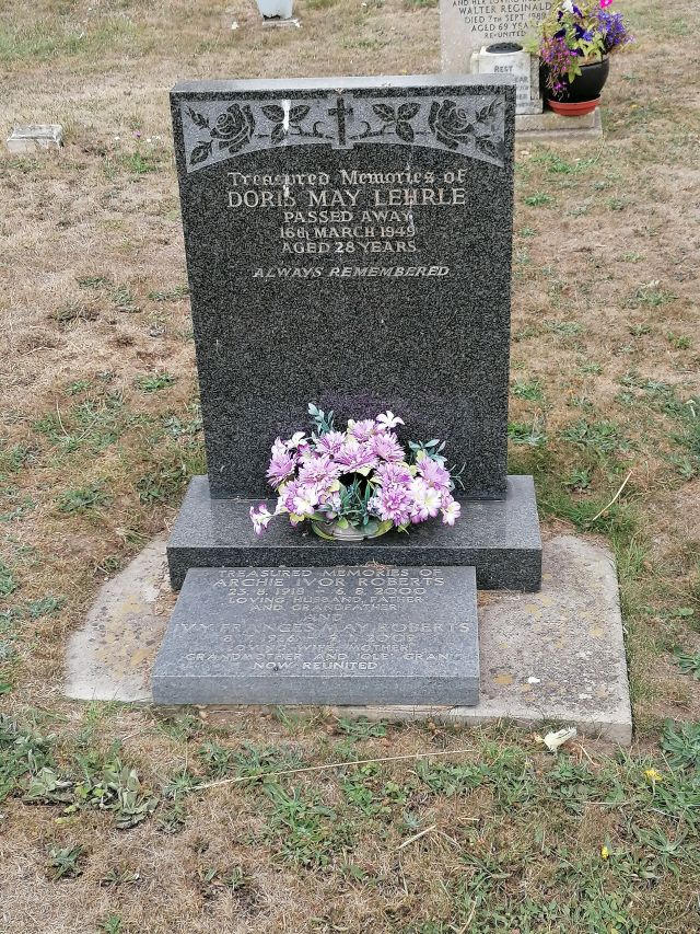 Photograph taken by Vicky Thorpe September 2025, Holy Trinity Churchyard, Deanshanger