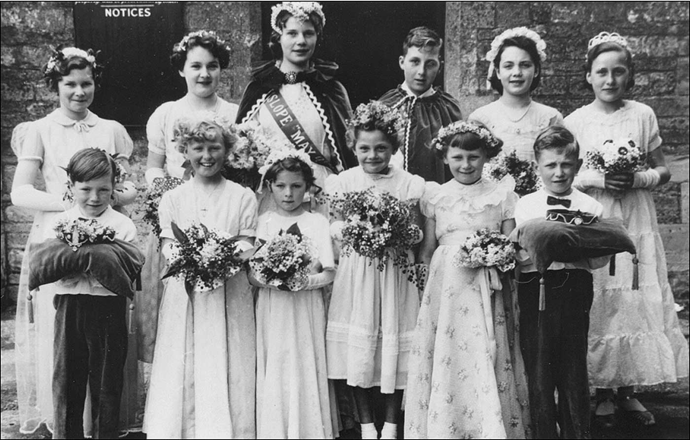 Rose Queen 1969 Hanslope and District Historical Society
