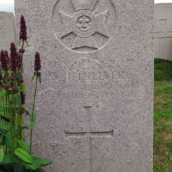 W J Hillyer's gravestone