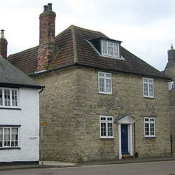 32 High Street, Elm House