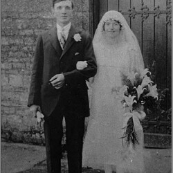 Reg and Elsie Beeby wedding day, 24 October 1925