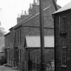 12 Park Road in the 1920s with a garage at the side.