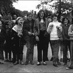 Brownie sponsored walk, 1976
