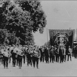 Ancient Order of Foresters in the Hospital charity parade c.1925