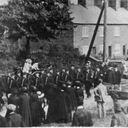Squire Watts' funeral procession in Park Road, 26 July 1912