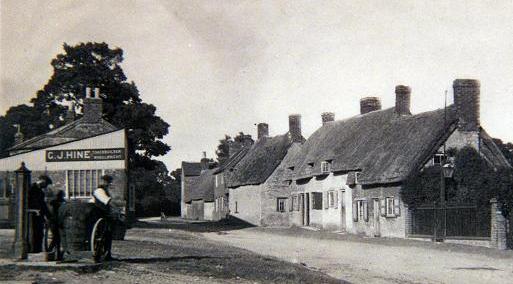 G J Hine's wheelwrights on the Knoll/Church Road