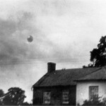 Airship over Hickson's shop, c1930s Airship over Hickson's shop, c1930s