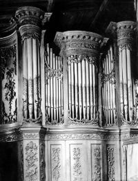 The Pomfret Organ