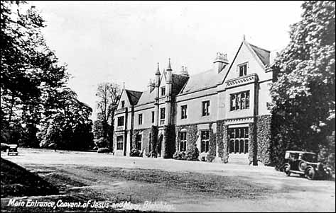 main entrance, Convent of Jesus and Mary, Bletchley