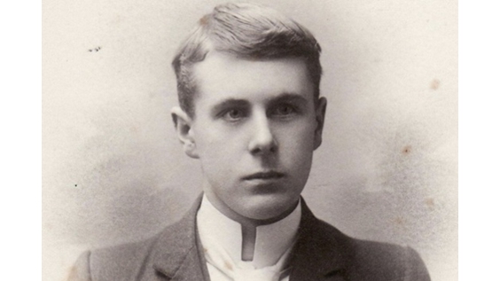Robert Nicholls