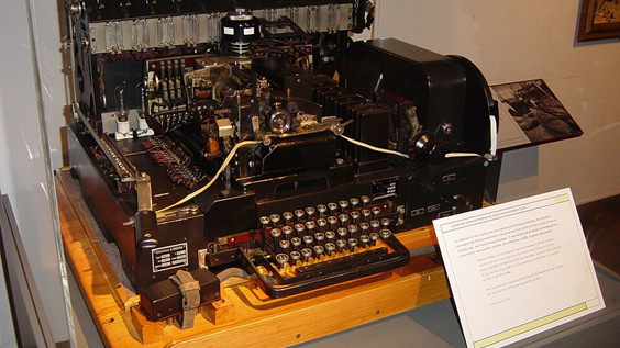 Cipher machine